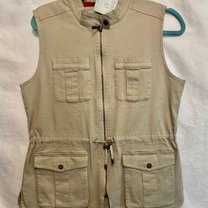 NWT Gander Mountain Guide Series GS Explorer Travelers Khaki Vest Sz M